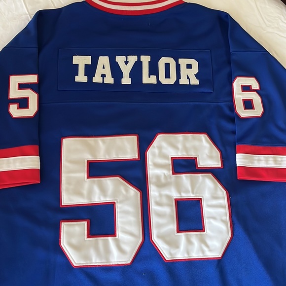 Lawrence Taylor New York Giants jersey. Mitchell & Ness Throwback. NWOT. - Picture 2 of 4
